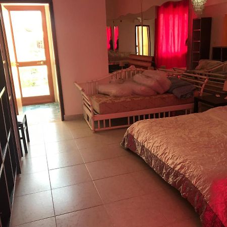 Villa Belvedere Mini Appartamento Pontecagnano Eksteriør bilde