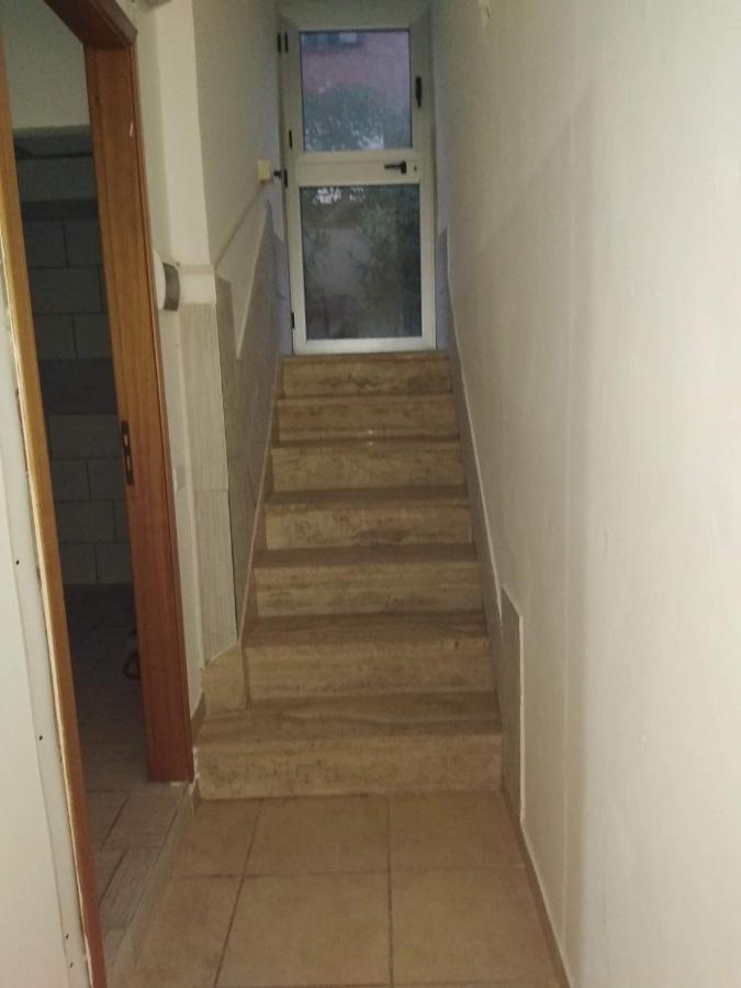 Villa Belvedere Mini Appartamento Pontecagnano Eksteriør bilde