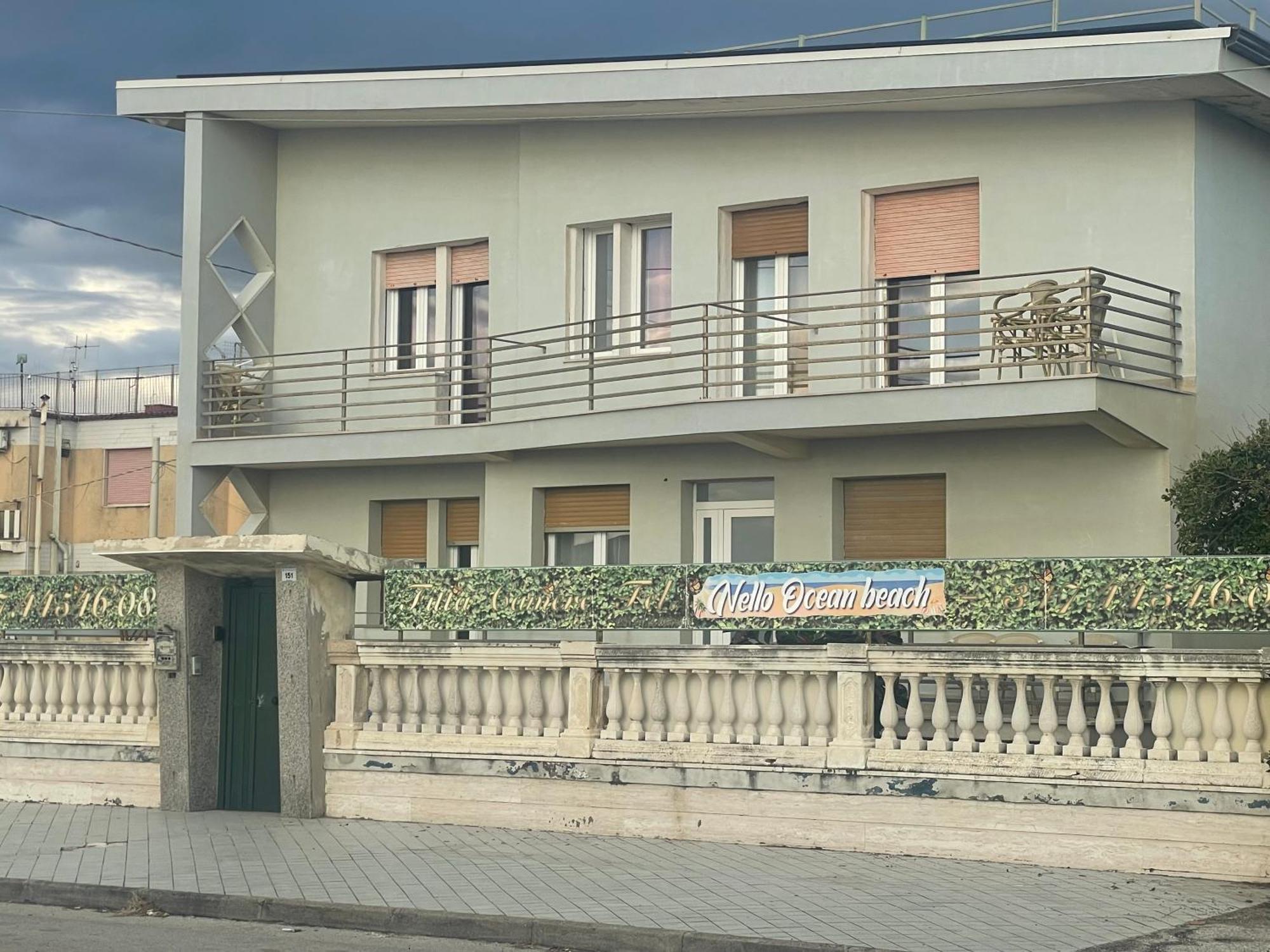 Villa Belvedere Mini Appartamento Pontecagnano Eksteriør bilde